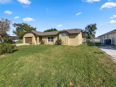867 Leeward Dr, Deltona, FL 32738