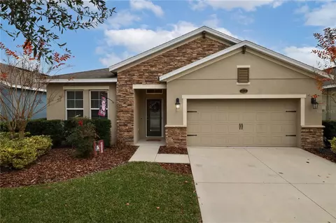215 W Cherry Pl, Deland, FL 32724