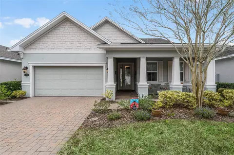 1659 Victoria Gardens Dr, Deland, FL 32724