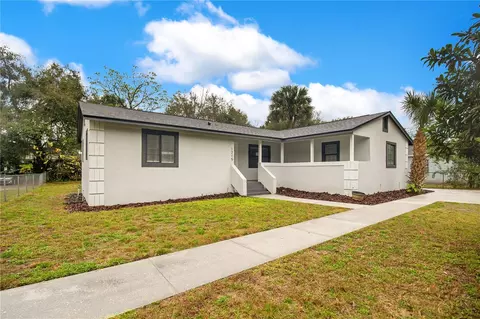 1215 S Adelle Ave, Deland, FL 32720