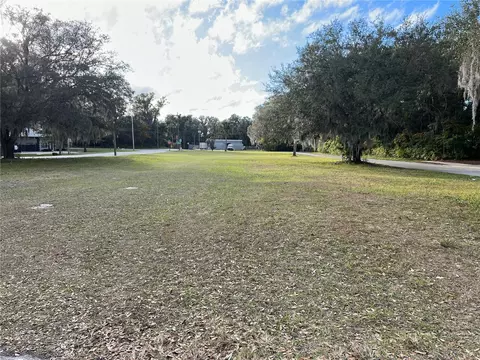 245 Cassadaga Rd, Lake Helen, FL 32744