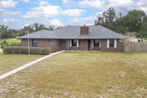 1100 Valley View Ln, Deland, FL 32720