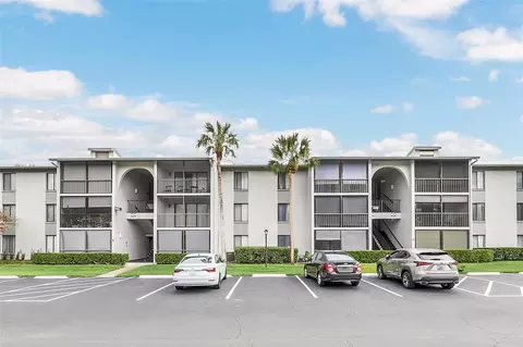 924 S Pine Ridge Cir #9, Sanford, FL 32773