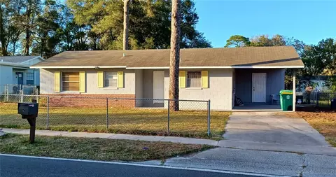 841 W Beresford Ave, Deland, FL 32720