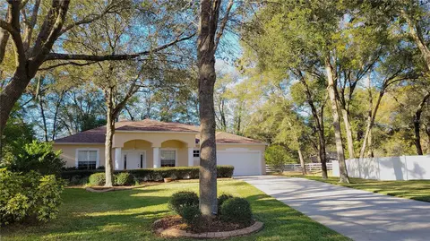 810 Cypress Oak Cir, Deland, FL 32720