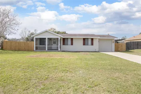 64 S Courtland Blvd, Deltona, FL 32738