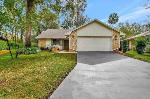39 Meadowwood Trl, Deland, FL 32724