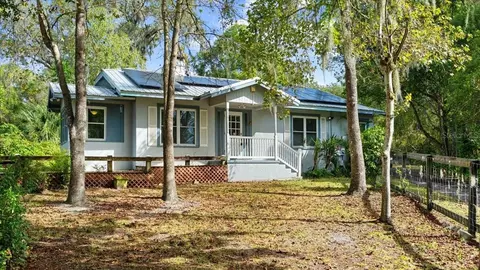 630 Lake Winnemissett Dr, Deland, FL 32724