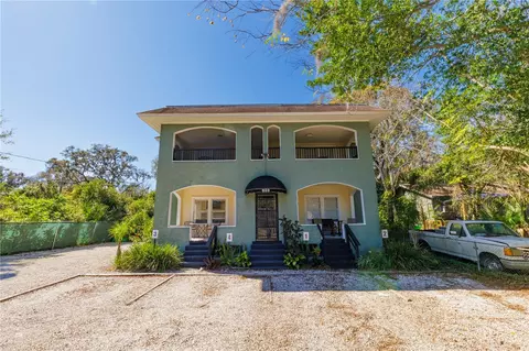 910 N Amelia Ave, Deland, FL 32724