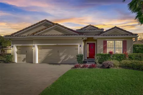 108 Enclave Ave, Deland, FL 32724