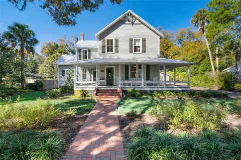 516 N Clara Ave, Deland, FL 32720