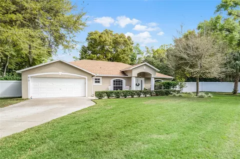 610 Cypress Oak Cir, Deland, FL 32720