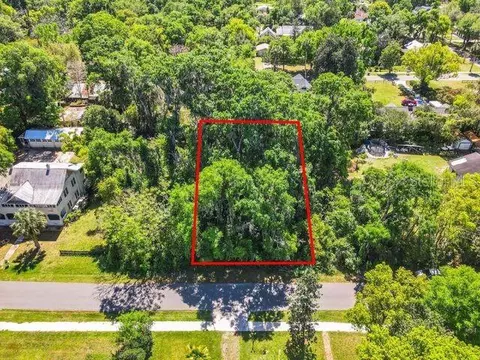 Garden Street, Lake Helen, FL 32744