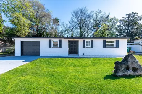 645 Magnolia Ave, Holly Hill, FL 32117
