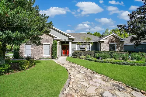 137 Crystal Oak Dr, Deland, FL 32720