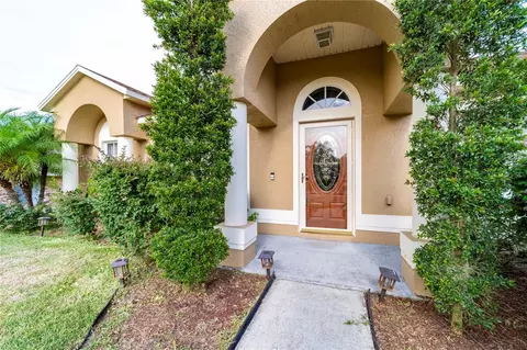 945 N Dean Cir, Deltona, FL 32738