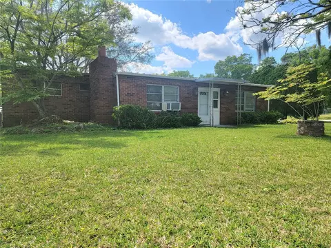 4162 Woodland Cir, Deland, FL 32724