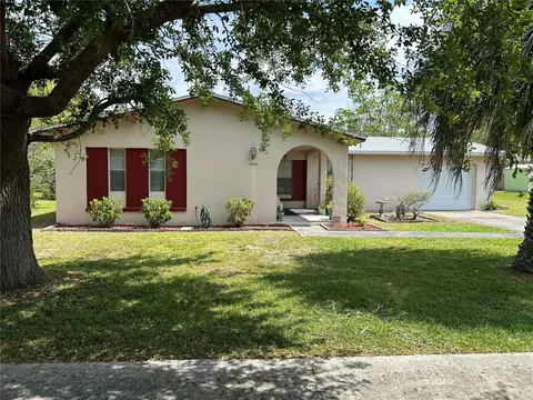 2842 Hayes Ln, Deltona, FL 32738