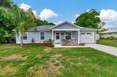 1611 Pine Ave, Deland, FL 32724