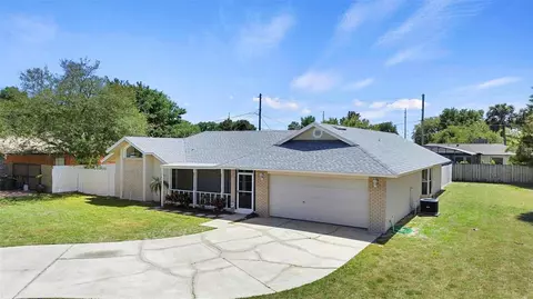 1001 Aaron Dr, Deltona, FL 32725