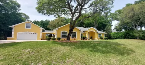 1525 Hickory Ridge Dr, Fruitland Park, FL 34731