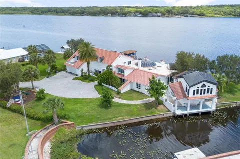 2624 Flowing Well Rd, Deland, FL 32720
