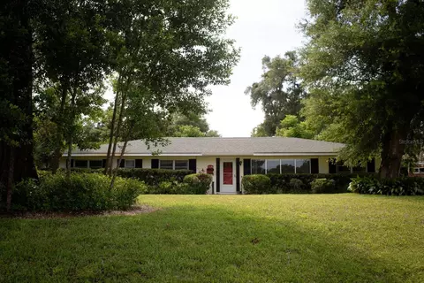 715 Eastover Cir, Deland, FL 32724