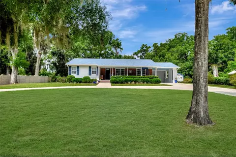 810 N Tuxedo Ave, Deland, FL 32724