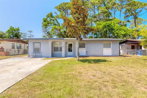 526 Brook Cir, South Daytona, FL 32119