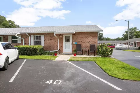 40 Fairway Ct #5C, Deland, FL 32724