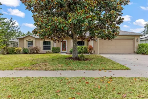 1402 Island Cove Dr, Deland, FL 32724