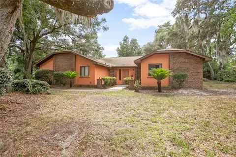 1025 N Thorpe Ave, Orange City, FL 32763