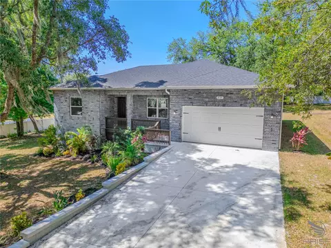 2137 Lemon St, Deland, FL 32720