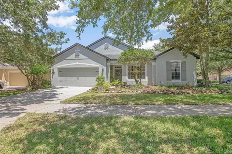 411 Park Lake Dr, Deland, FL 32724