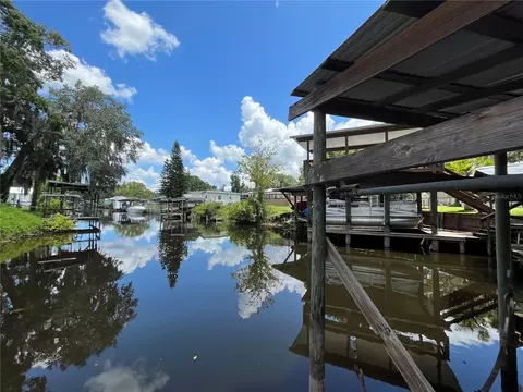 24609 Pearl St, Astor, FL 32102