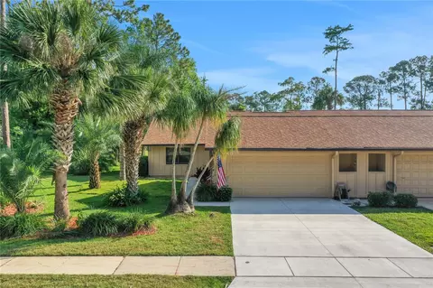 100 Sea Pines Cir, Daytona Beach, FL 32114