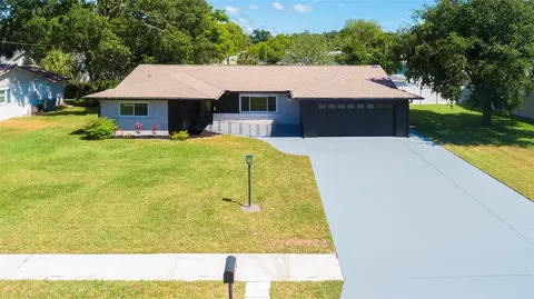 816 Wells Dr, South Daytona, FL 32119