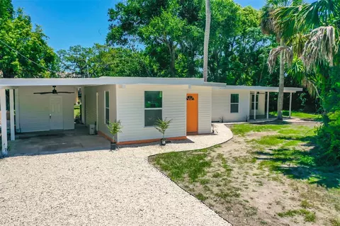 1661 Moravia Ave, Daytona Beach, FL 32117