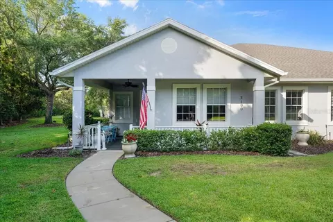 3100 Connemara Dr, Ormond Beach, FL 32174