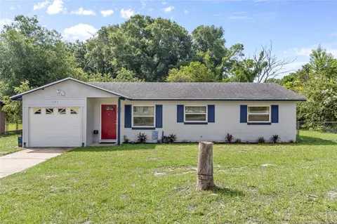1045 Oaktree Ln, Deland, FL 32720