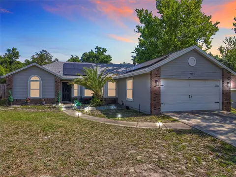 97 Sundown Rd, Debary, FL 32713