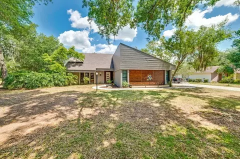 75 Country Club Ln, Mulberry, FL 33860