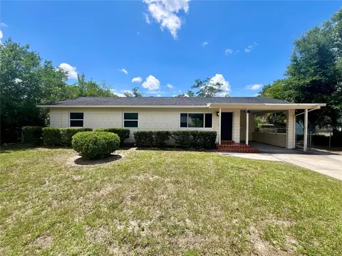 602 W Hogle Ave, Deland, FL 32720