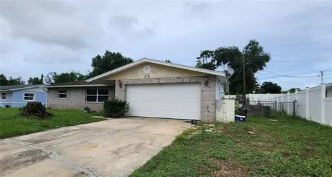 1321 Laurel Dr, Daytona Beach, FL 32117