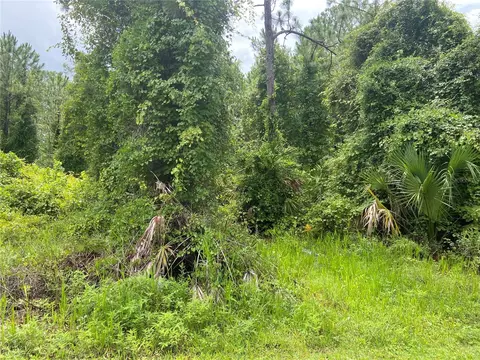 1940 Calle Huescha, Deland, FL 32724