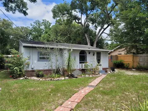 351 W Graves Ave, Orange City, FL 32763