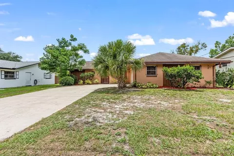 670 E Iris Dr, Orange City, FL 32763