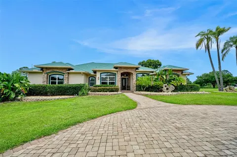 735 Johnson Lake Rd, De Leon Springs, FL 32130