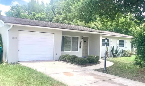 1212 Pilgrim Ave, Deltona, FL 32725