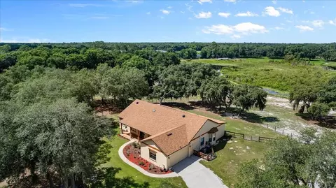 2470 Place Pond Rd, De Leon Springs, FL 32130